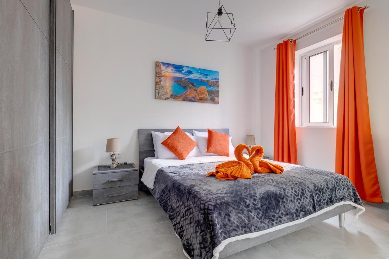 Modern Location Apartment *